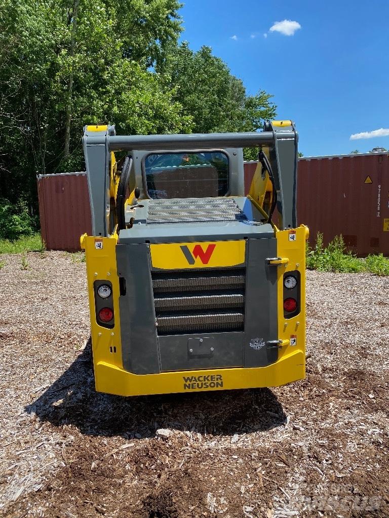 Wacker Neuson SW21  스키드로더