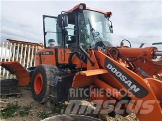 Doosan DL 300-3  휠로우더
