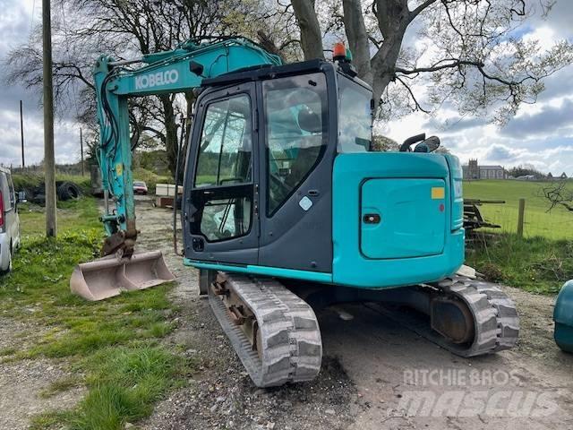 Kobelco SK 75 SR 중형굴삭기 7톤-28톤