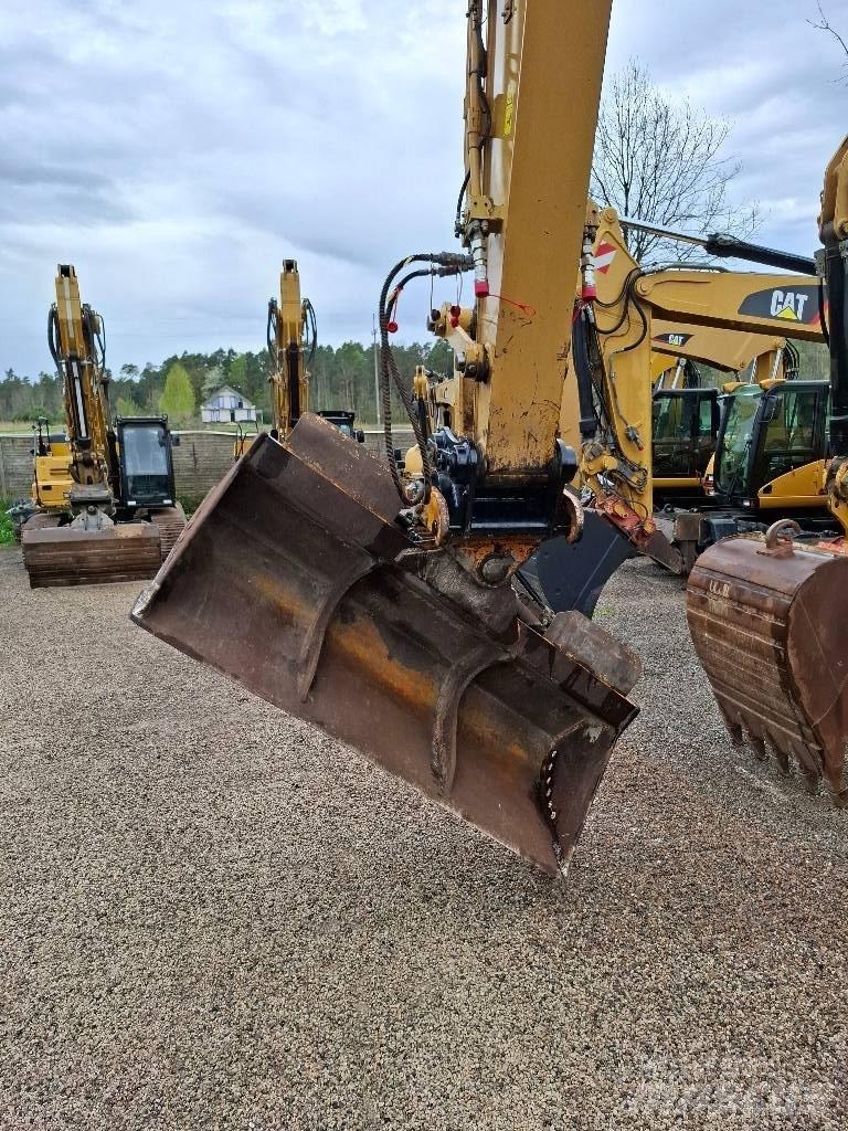 CAT 320 EL 대형 굴삭기 29톤 이상
