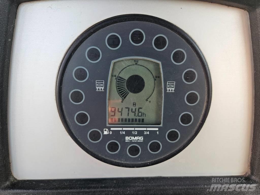 Bomag BW 174 A P-4 트윈 드럼 롤러