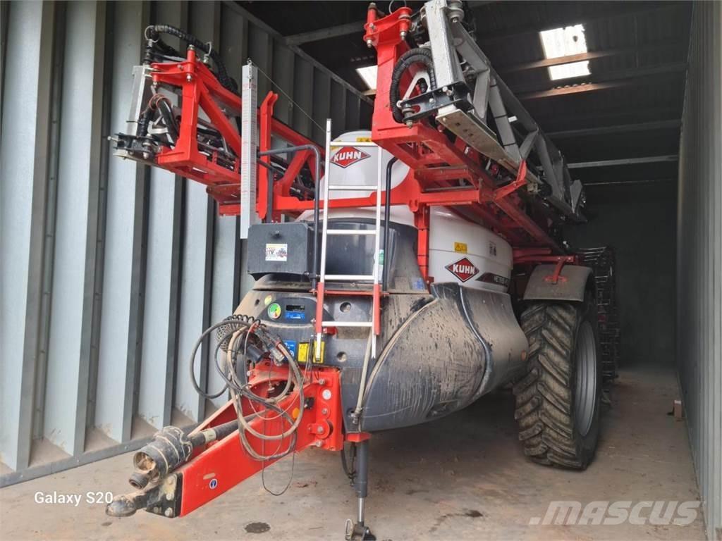 Kuhn Metris 4102 견인형 분무기
