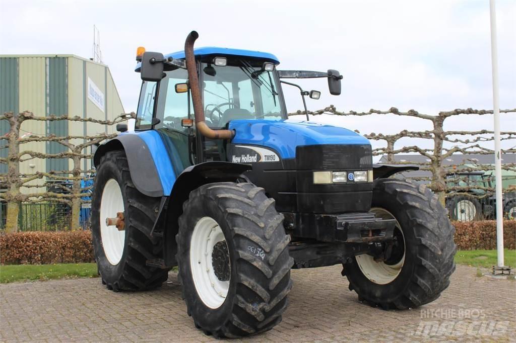 New Holland TM190 트랙터