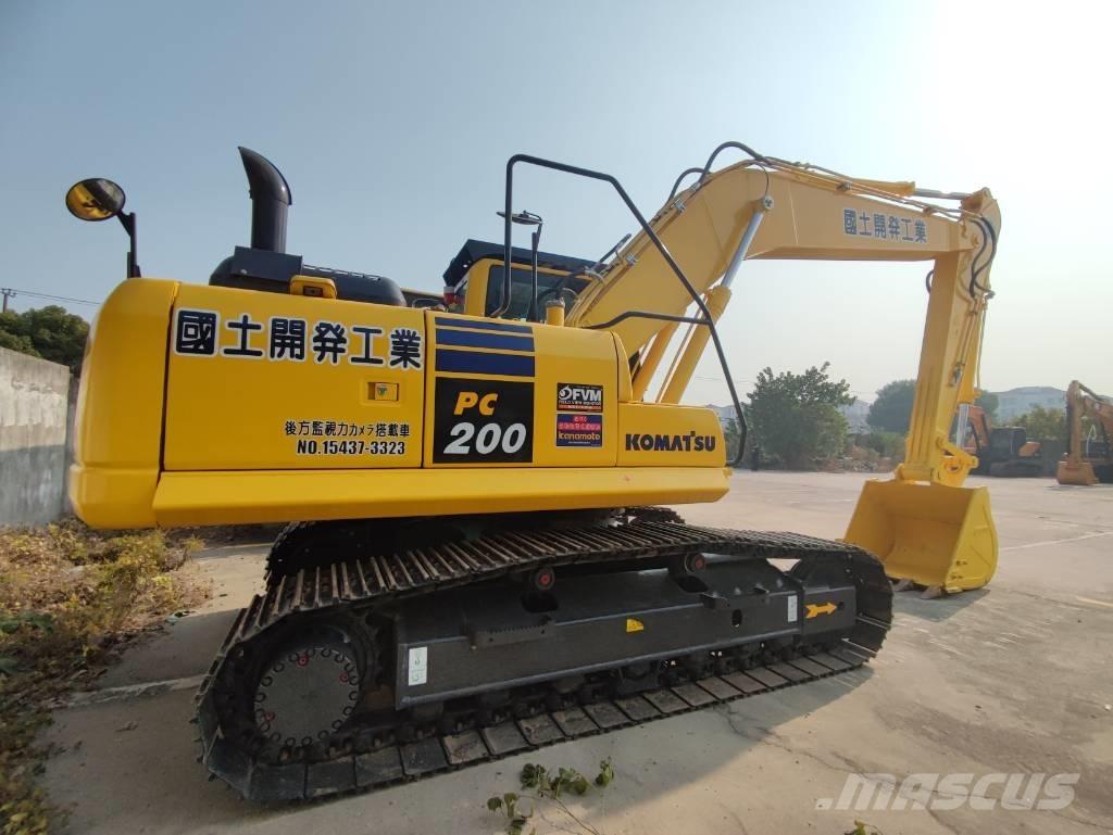 Komatsu PC 200-8 대형 굴삭기 29톤 이상