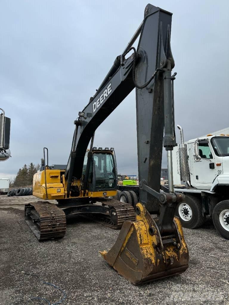 DEERE 210G LC 대형 굴삭기 29톤 이상