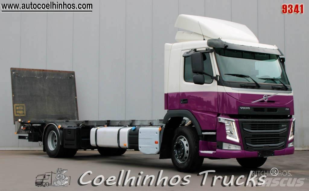 Volvo FM 330 새시 운전실 트럭