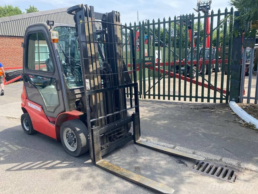 Manitou Mi25D 디젤 지게차