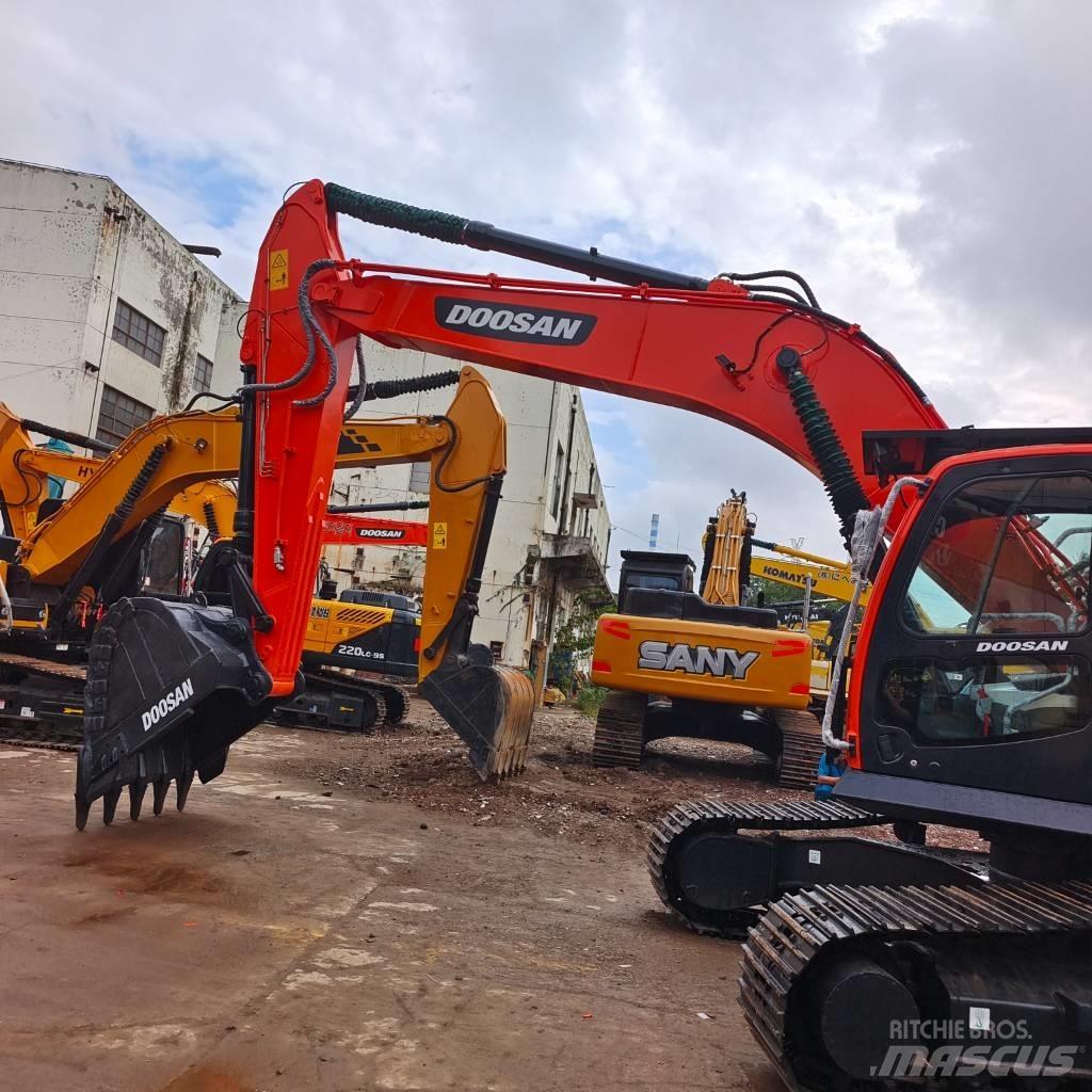 Doosan DX 300 LC 대형 굴삭기 29톤 이상