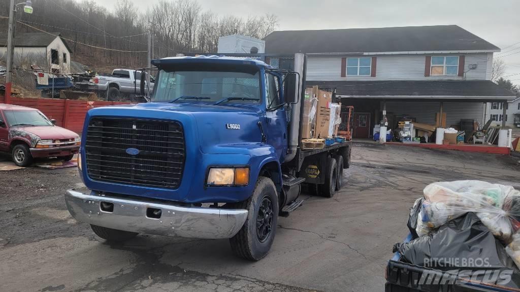 Ford F9000 플랫베드/드롭사이드 트럭