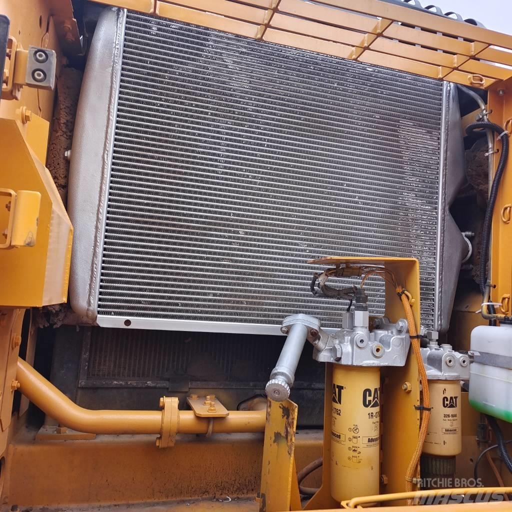 CAT 330 D 대형 굴삭기 29톤 이상