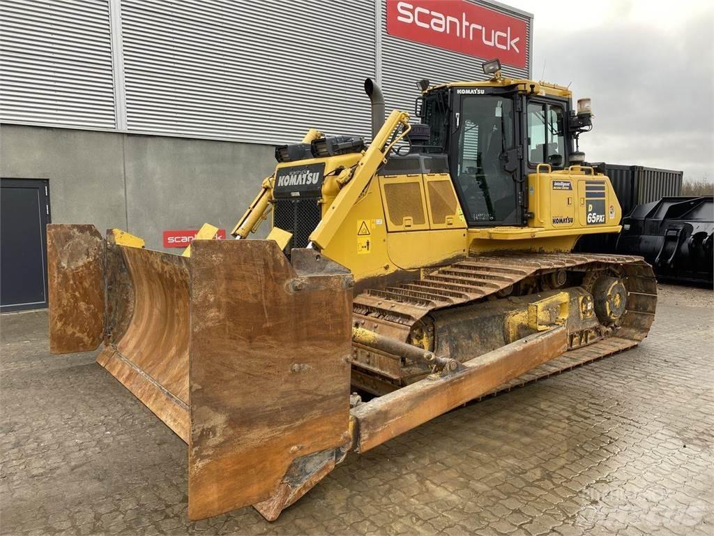 Komatsu D65PXI-18 크롤러 도저