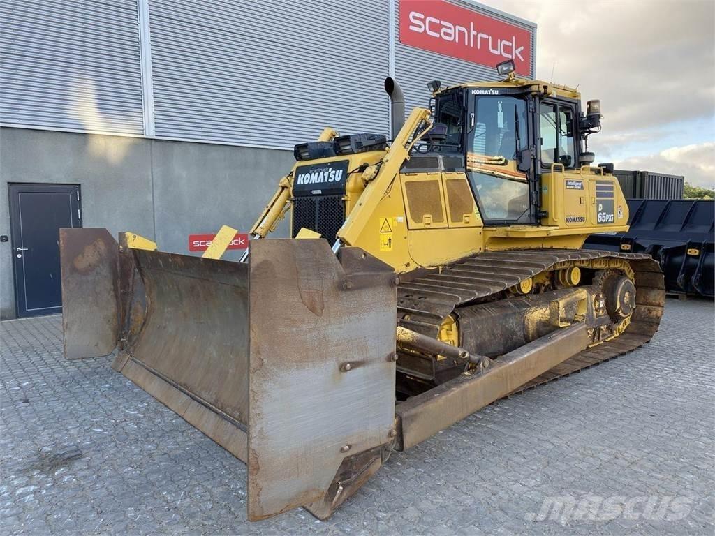 Komatsu D65PXI-18 크롤러 도저