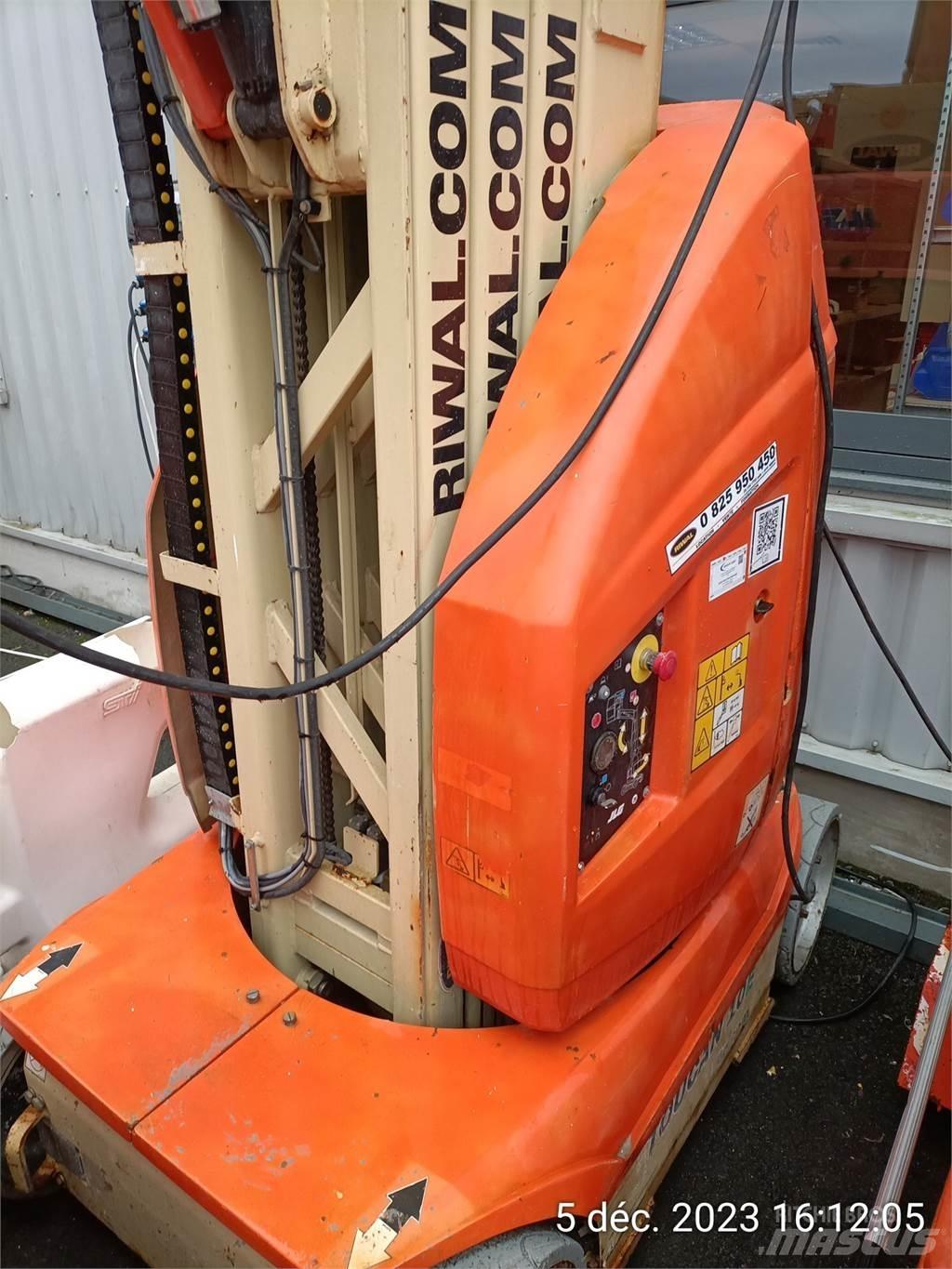 JLG T10E 기타 승강기와 플랫폼