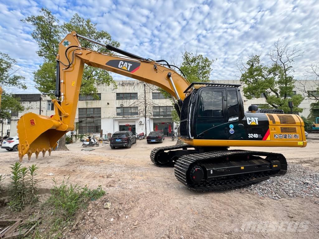 CAT 324 D L 대형 굴삭기 29톤 이상
