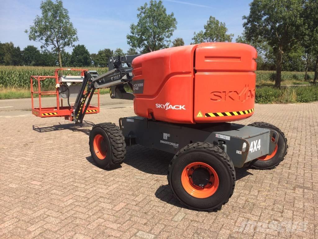 SkyJack SJ 46 AJ 관절형 전동이동 리프트