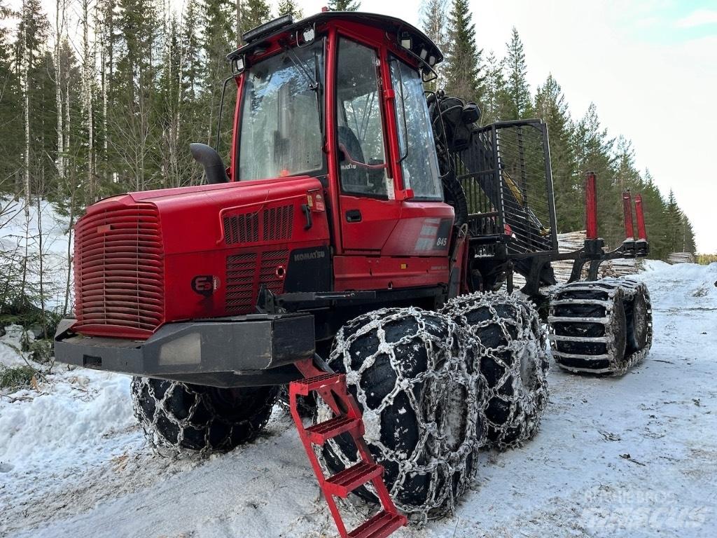 Komatsu 845 원목 포워더