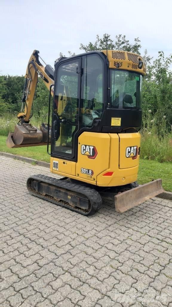 CAT 301.8 소형 굴삭기 7톤 미만