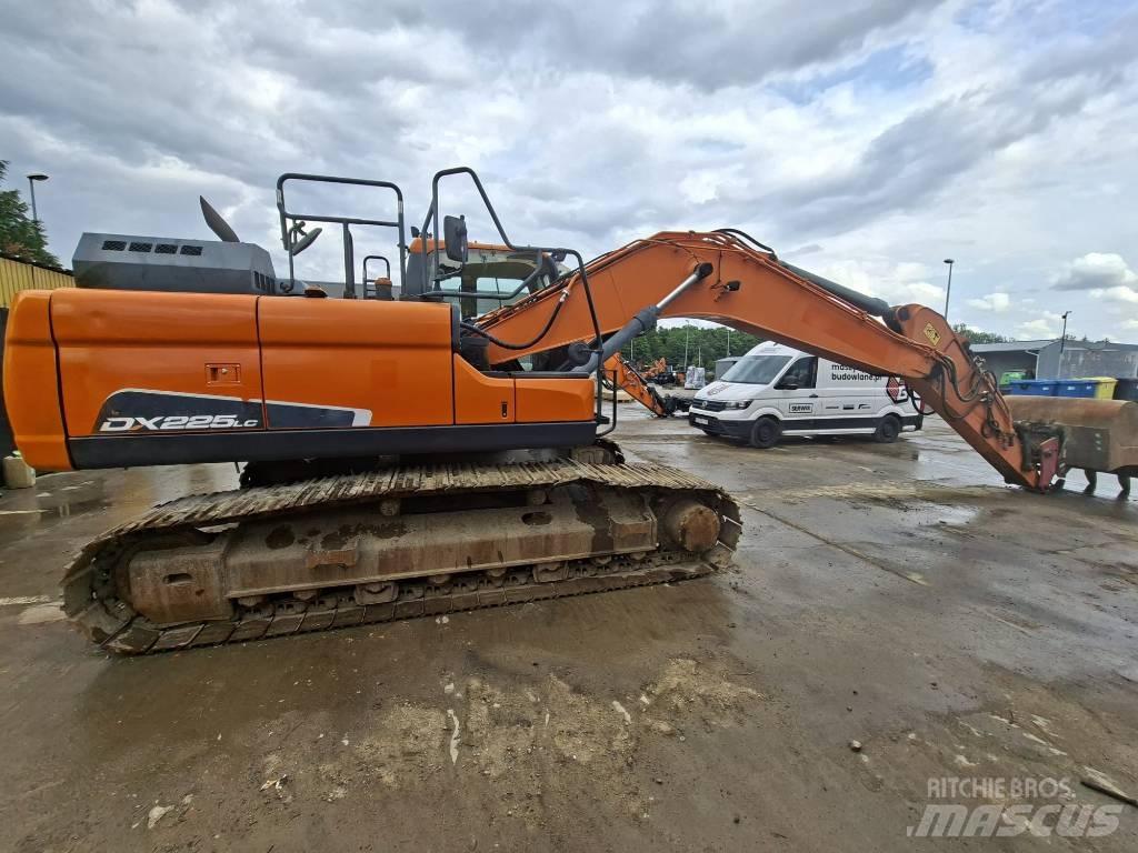 Doosan DX225LC-5 대형 굴삭기 29톤 이상