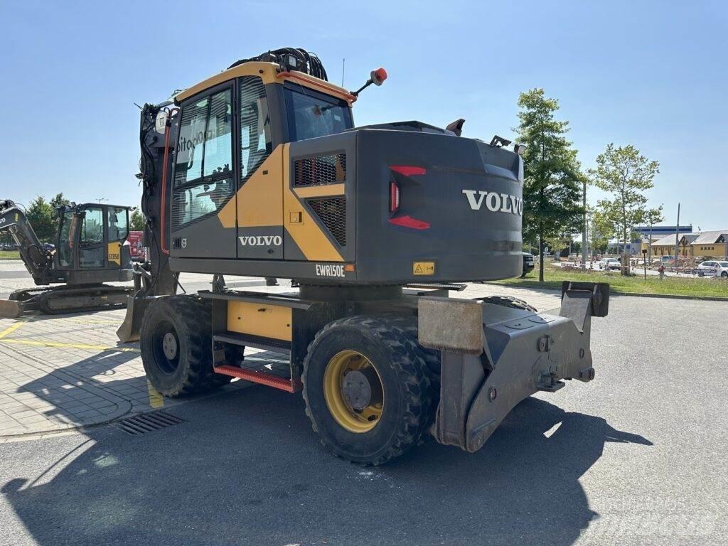 Volvo EWR150E  휠 굴삭기