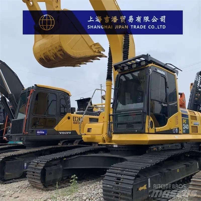 Komatsu PC 240 대형 굴삭기 29톤 이상