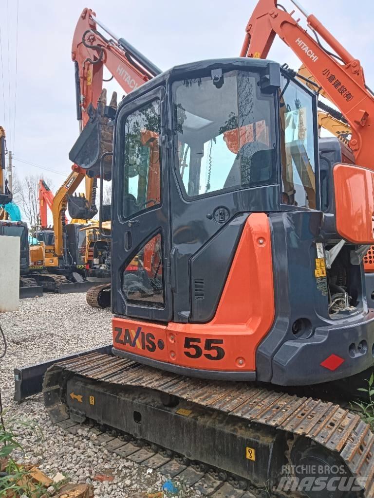 Hitachi ZX55 소형 굴삭기 7톤 미만