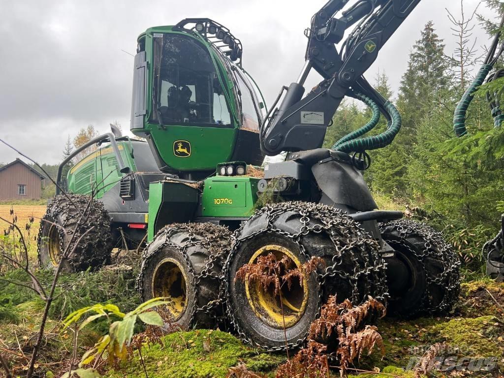 John Deere 1070G 원목 하베스터