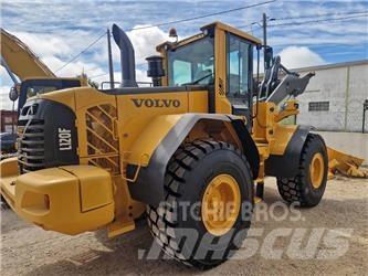 Volvo L 120 F  휠로우더