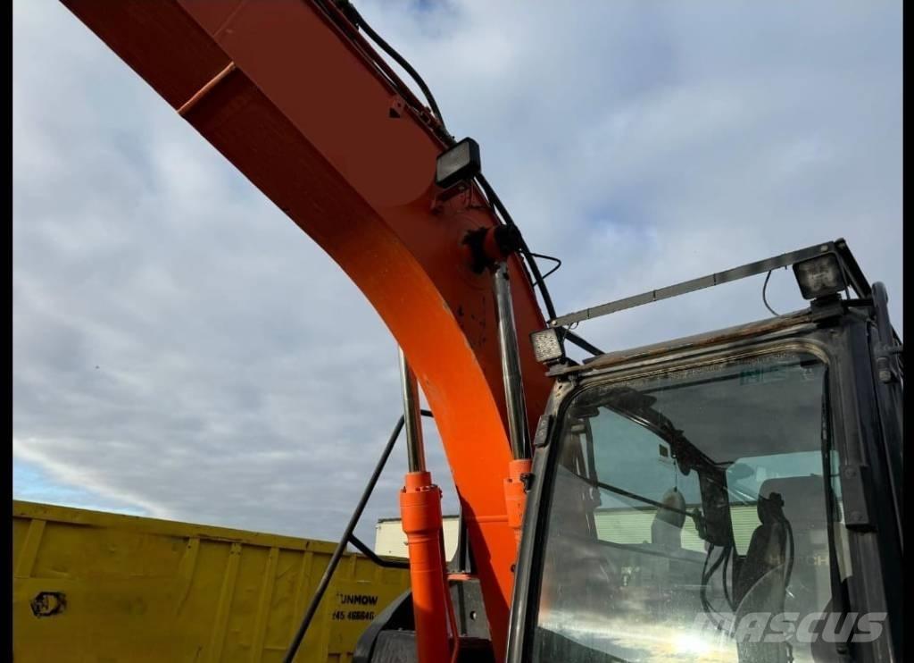 Hitachi ZX 130 LC N 대형 굴삭기 29톤 이상