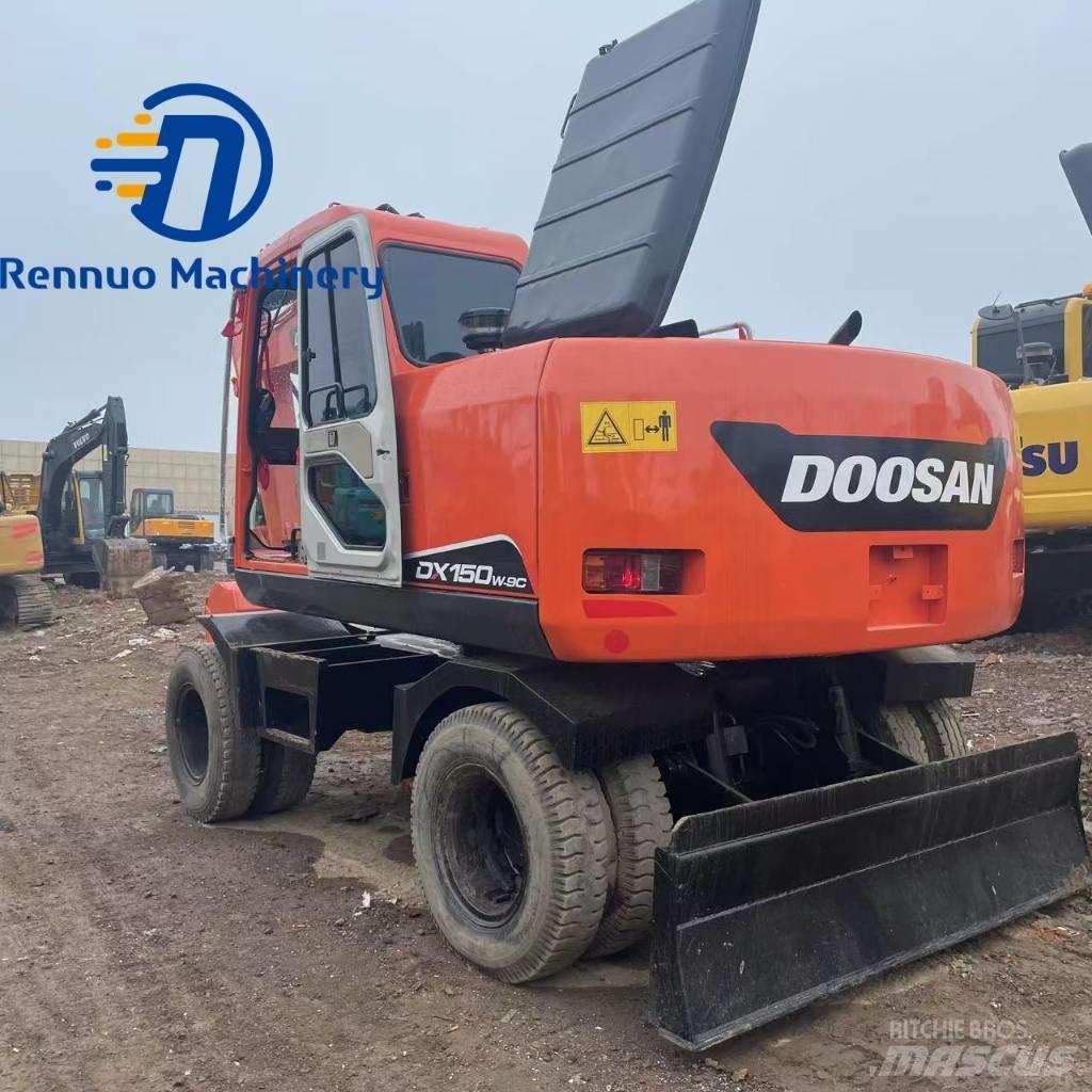 Doosan DX150W-7  휠 굴삭기