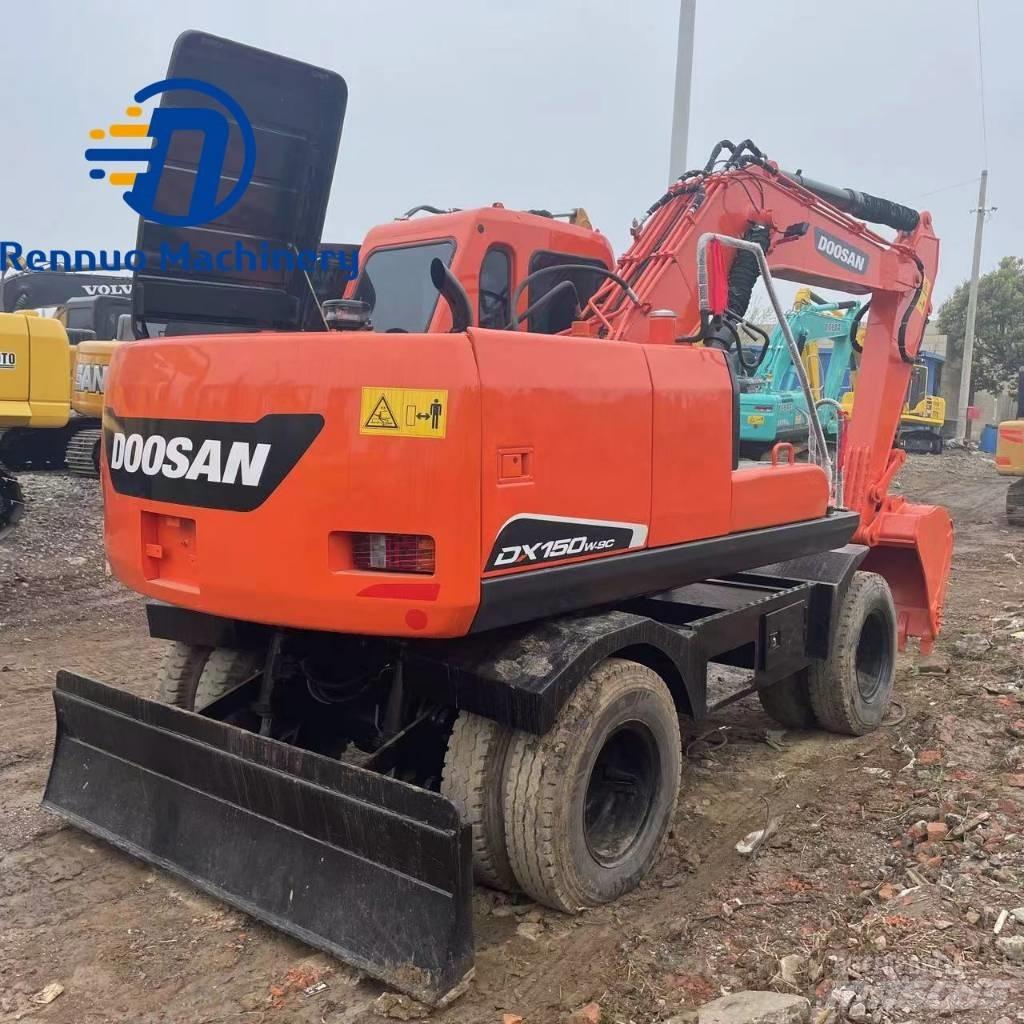Doosan DX150W-7  휠 굴삭기