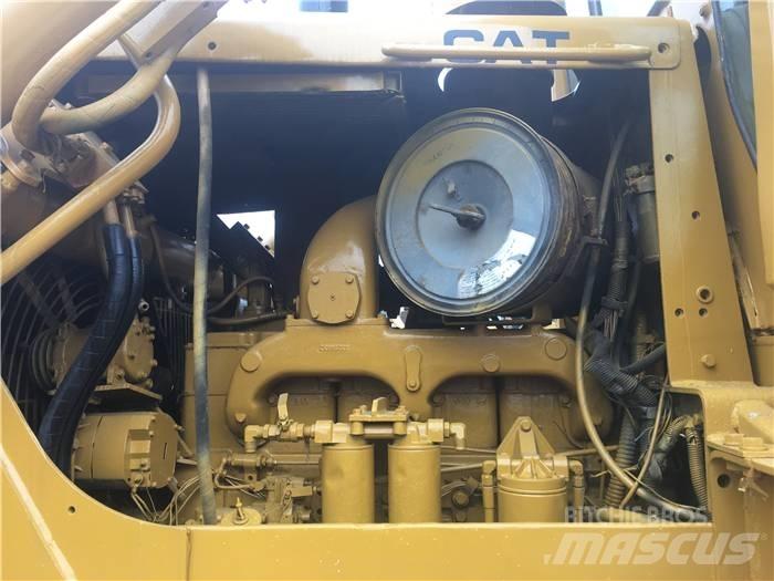 CAT D 8 H 크롤러 도저