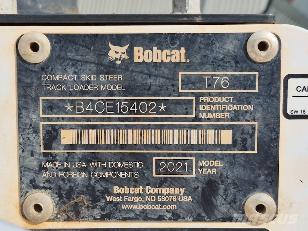 Bobcat T 76  스키드로더