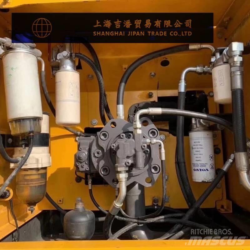 Volvo EC 200 대형 굴삭기 29톤 이상