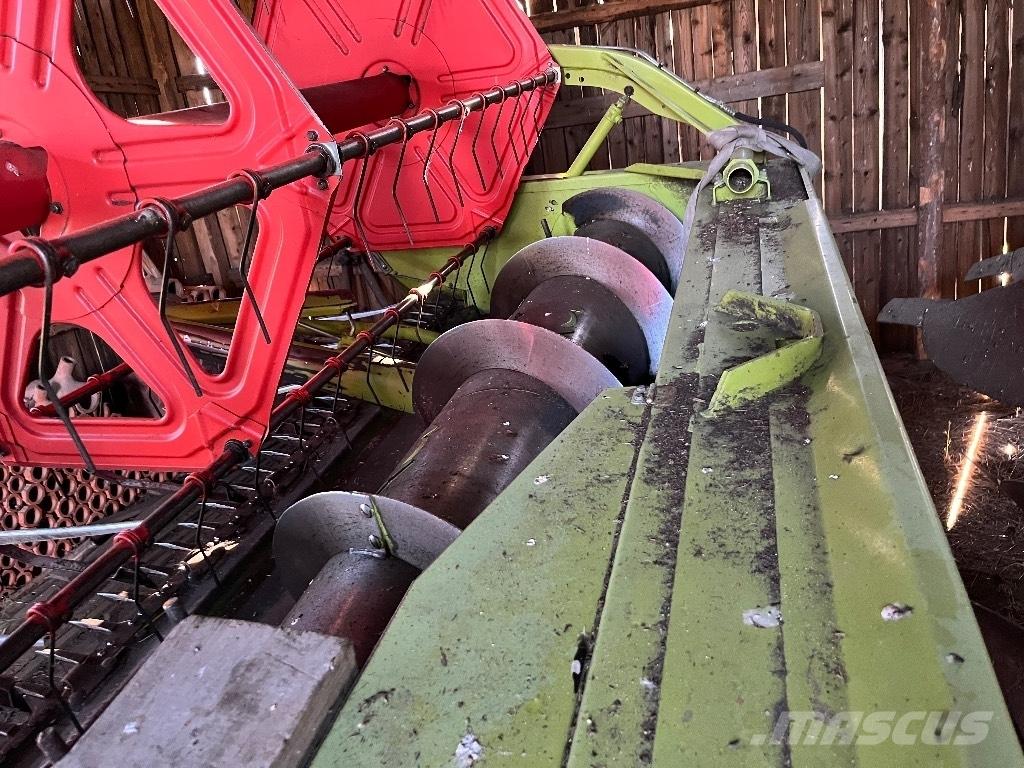 CLAAS Medion 310 콤바인 수확기