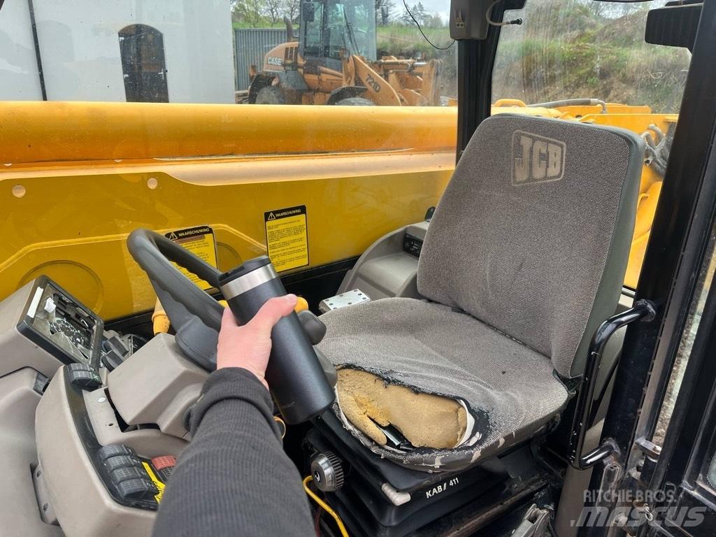 JCB 532-120 텔러 핸들러
