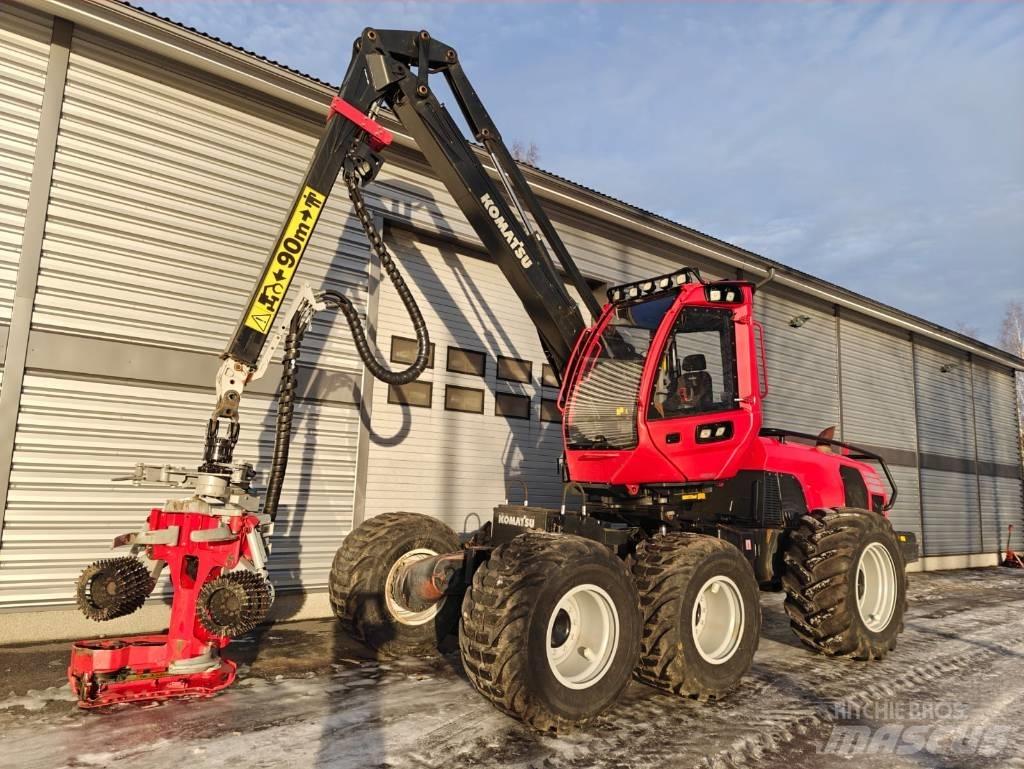 Komatsu 911 원목 하베스터