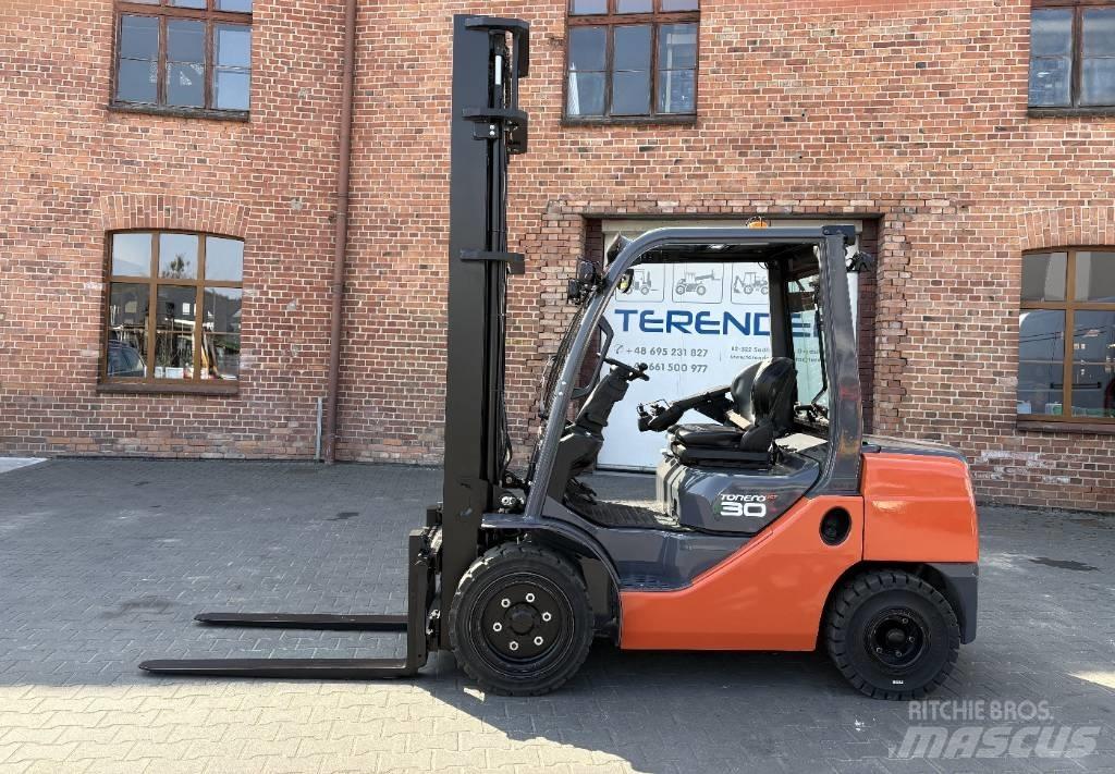 Toyota 06-8FD30F 디젤 지게차