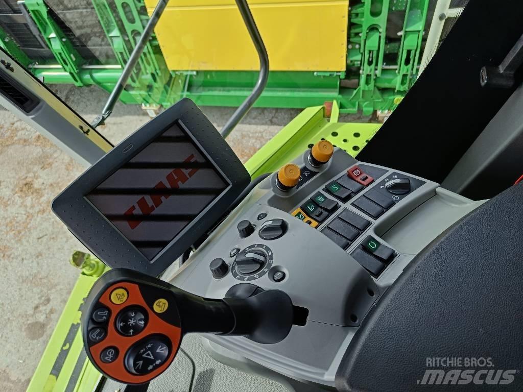CLAAS Lexion 670 콤바인 수확기