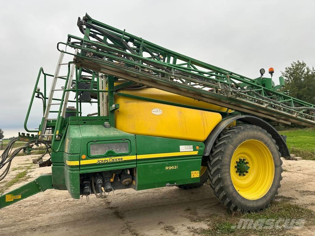John Deere R 962 i 견인형 분무기