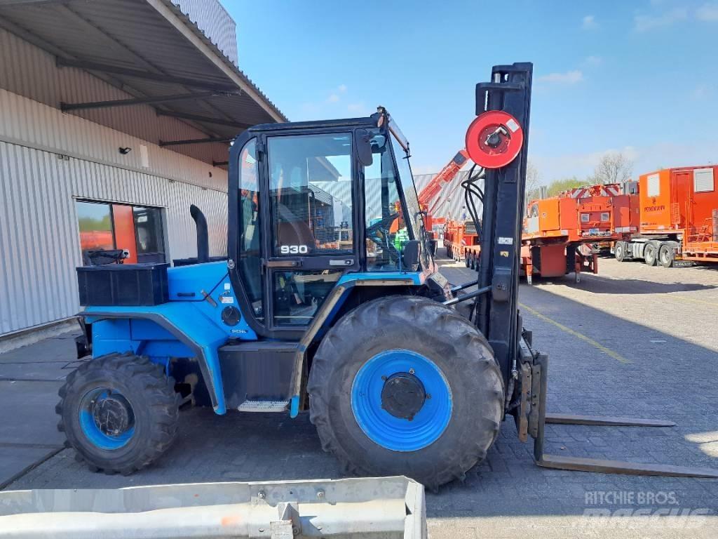 JCB 930-4/55 험지용 트럭