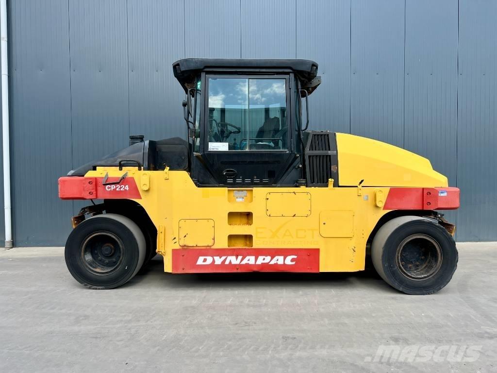 Dynapac CP224 공기 타이어 롤러