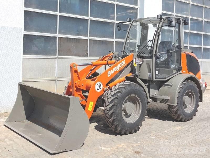 Atlas AR 400  스키드로더