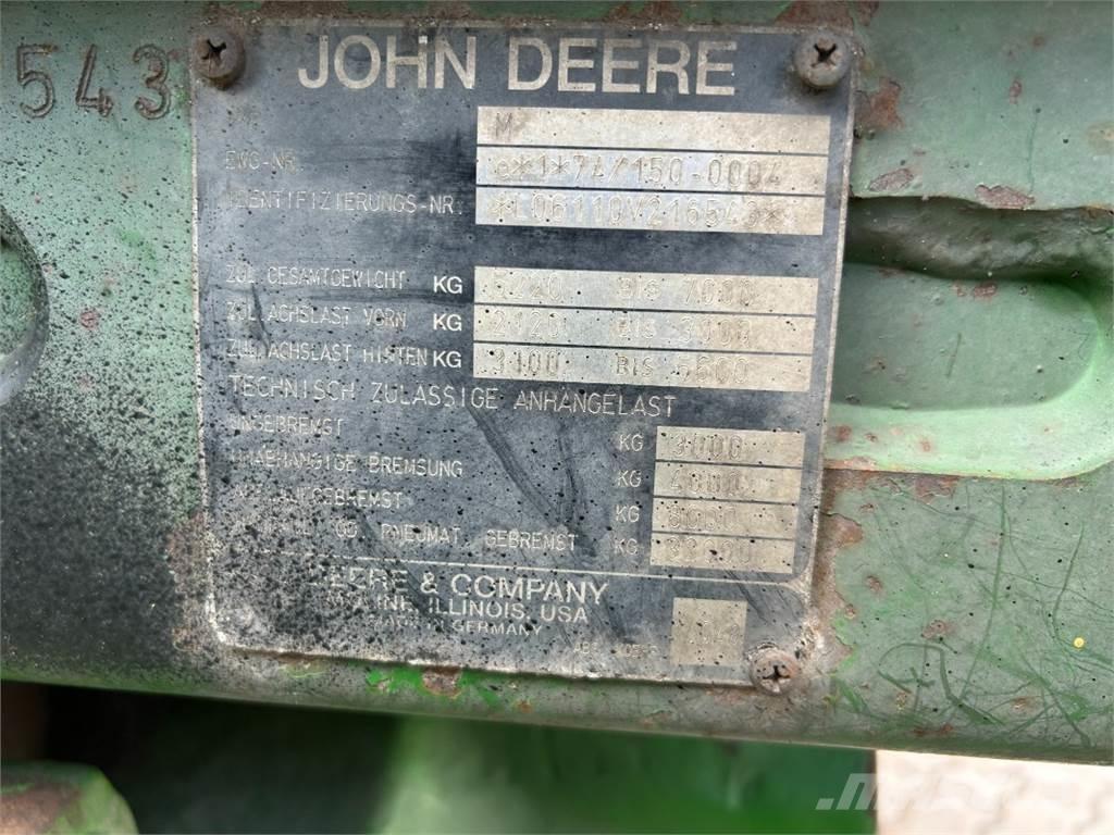 John Deere 6110 트랙터