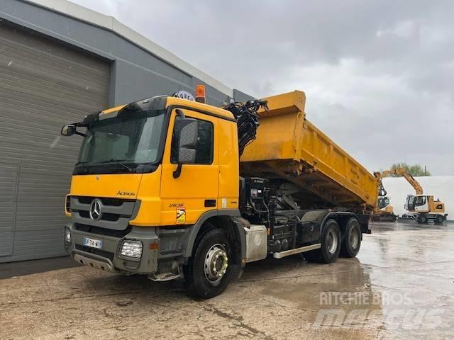 Mercedes-Benz 2636 덤프 트럭