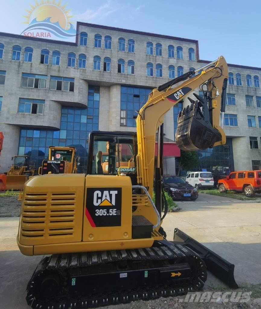 CAT 305.5E2 대형 굴삭기 29톤 이상