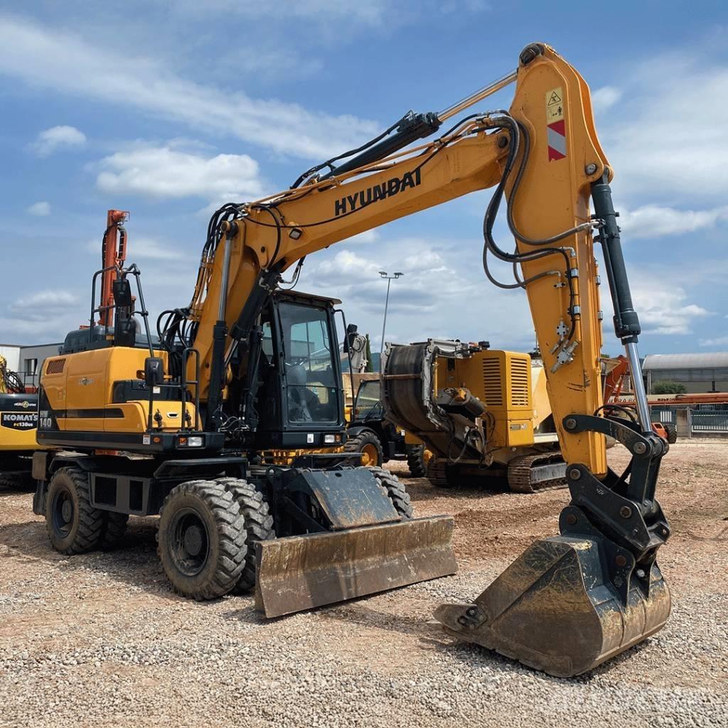 Hyundai HW140  휠 굴삭기