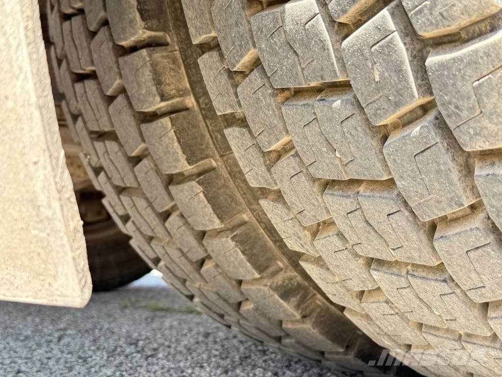 Volvo FL 240 콤비/진공 트럭