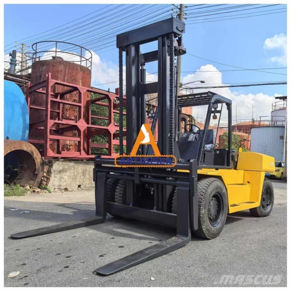 Komatsu FD150-7 디젤 지게차