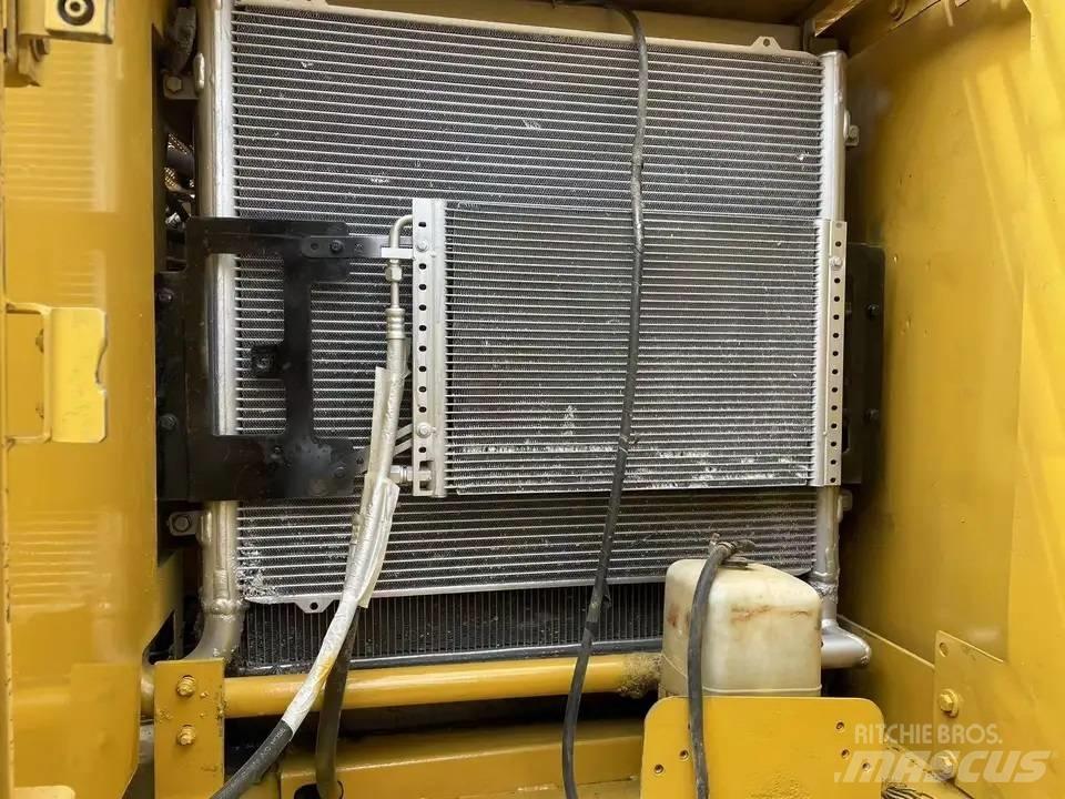CAT 320C 대형 굴삭기 29톤 이상