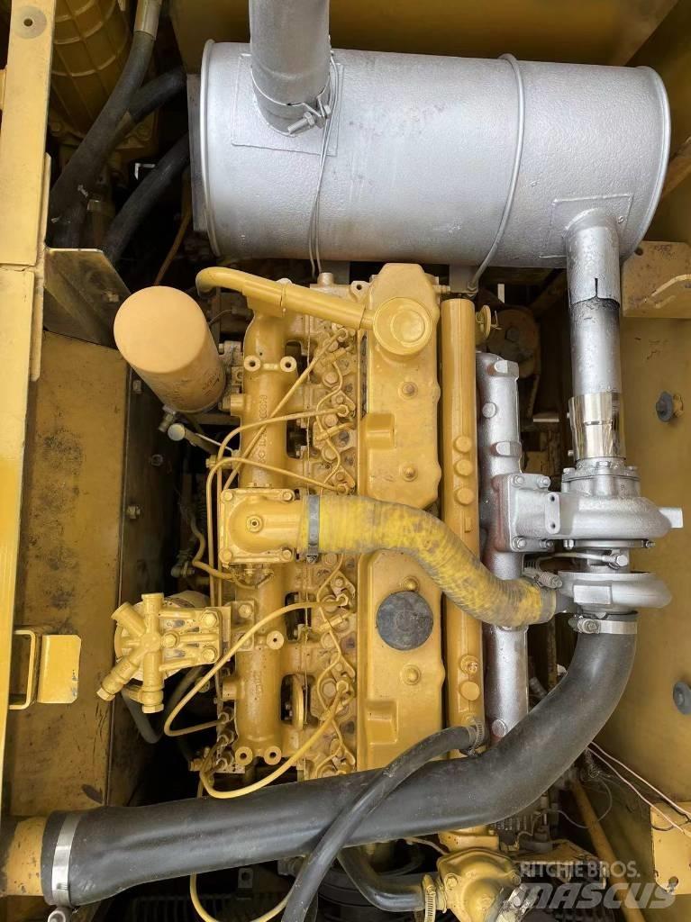 CAT 320C 대형 굴삭기 29톤 이상